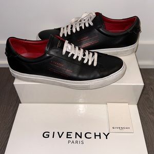 Men’s Givenchy sneakers